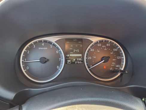 Certified 2025 Nissan Kicks Play S image 15