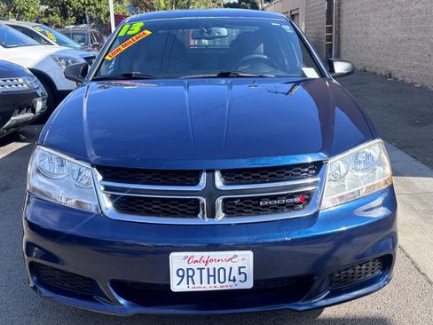 Used 2013 Dodge Avenger SE image 3