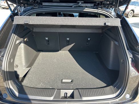 New 2025 Chevrolet Trax RS w/ Driver Confidence Package image 11