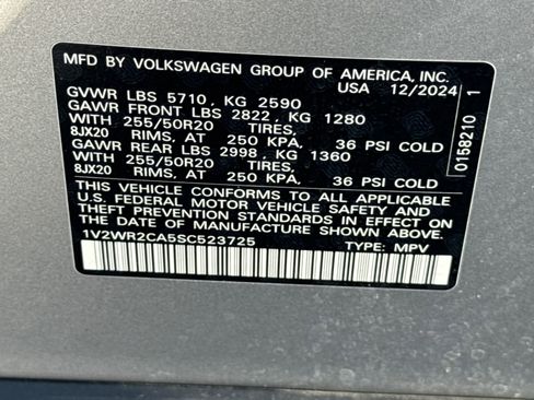 Used 2025 Volkswagen Atlas SE FWD image 31