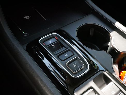 Used 2023 Honda Pilot EX-L image 24