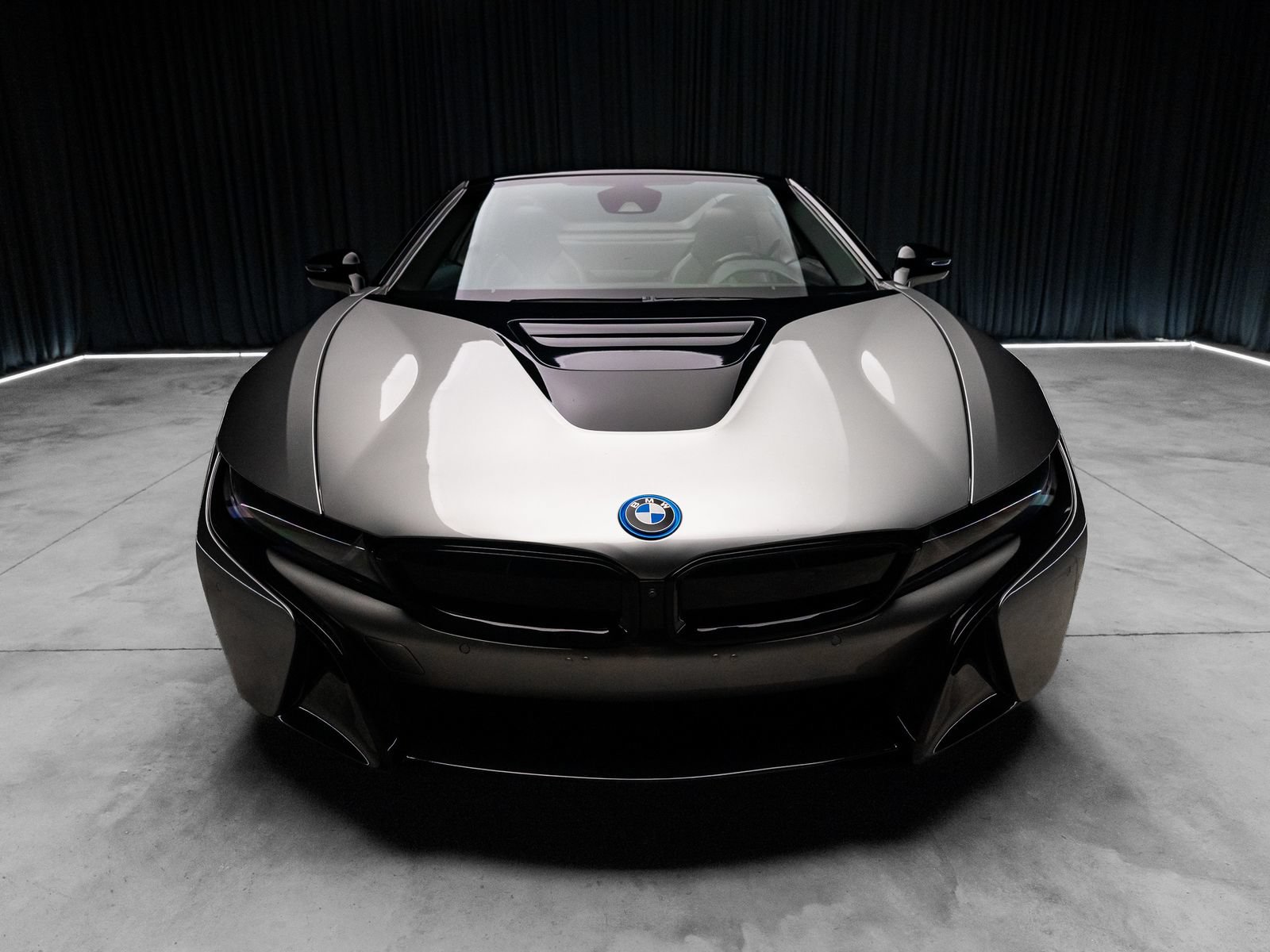 Used 2019 BMW i8 Roadster AWD/4WD image 10