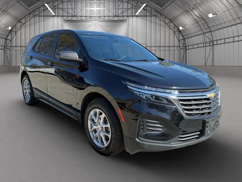Used 2022 Chevrolet Equinox LS w/ LS Convenience Package FWD image 7