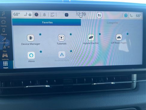 Used 2024 Jeep Wrangler Unlimited Sahara w/ Technology Group image 14