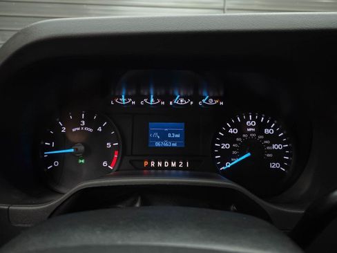 Used 2022 Ford E-350 and Econoline 350 Super Duty w/ Power Windows & Locks Group RWD image 23