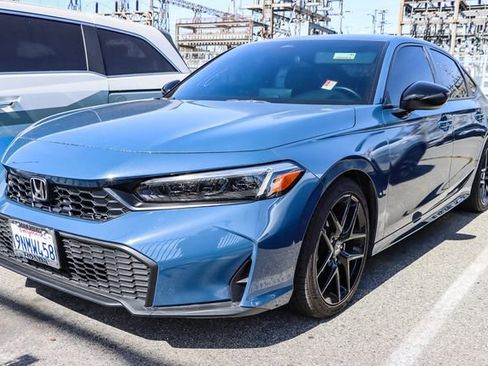 Used 2025 Honda Civic Sport image 5