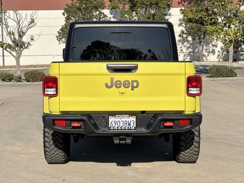 Used 2023 Jeep Gladiator Mojave w/ Cold Weather Group image 4
