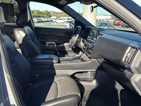 Used 2024 Nissan Pathfinder Rock Creek image 10