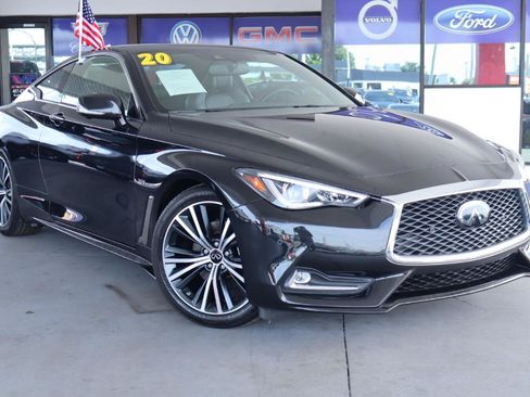 Used 2020 INFINITI Q60 3.0t Luxe w/ Essential Package RWD image 2