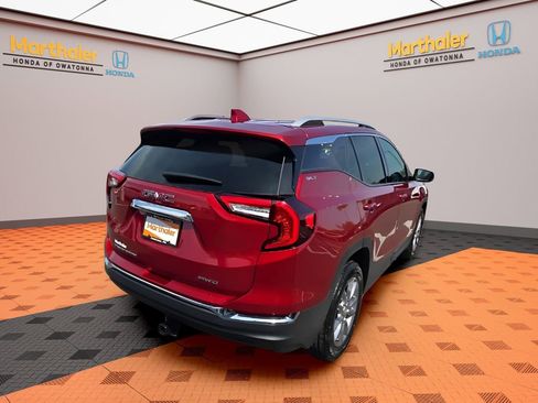 Used 2022 GMC Terrain SLT AWD/4WD image 5