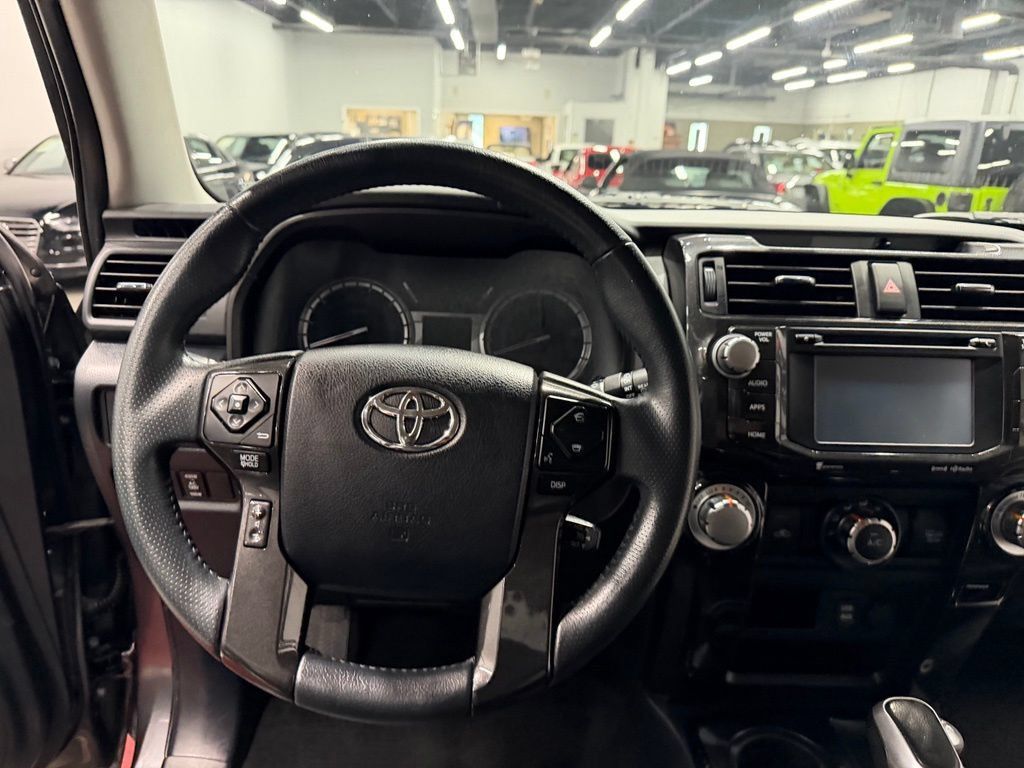 Used 2018 Toyota 4Runner TRD Off-Road Premium AWD/4WD image 45