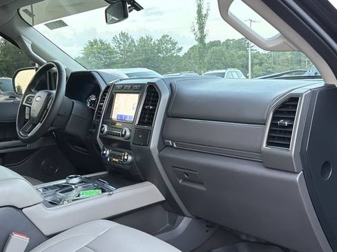 Used 2021 Ford Expedition XLT RWD image 21
