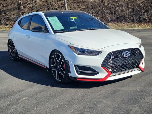 Used 2022 Hyundai Veloster N image 1