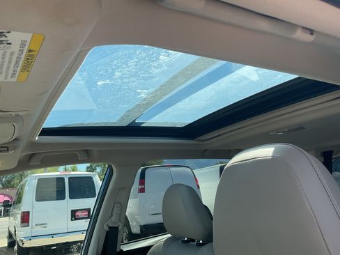 Used 2019 Subaru Forester Limited AWD/4WD image 18
