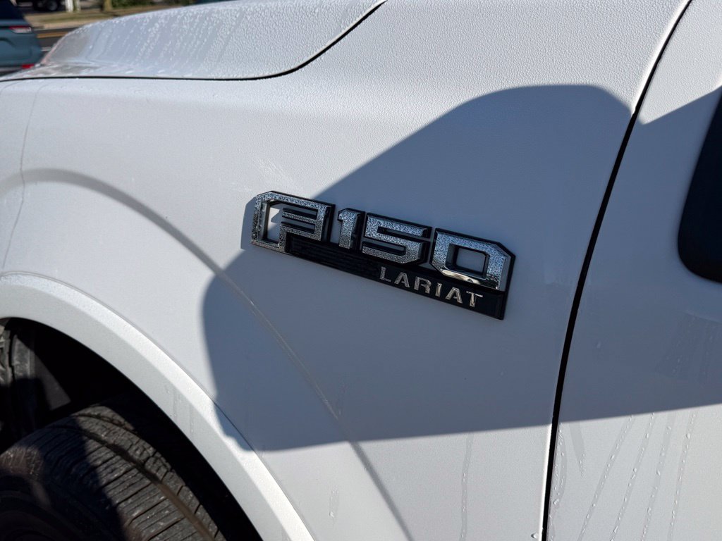 Used 2019 Ford F150 Lariat w/ Equipment Group 502A Luxury AWD/4WD image 11