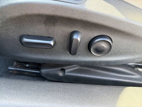 Used 2019 Buick Cascada Premium FWD image 16