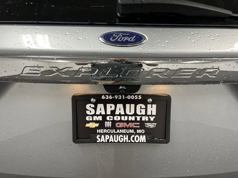 Used 2022 Ford Explorer XLT w/ Equipment Group 202A image 31