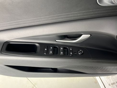 Used 2025 Hyundai Elantra Hybrid FWD image 50