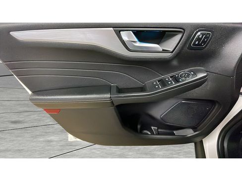 Used 2024 Ford Escape Platinum AWD/4WD image 10
