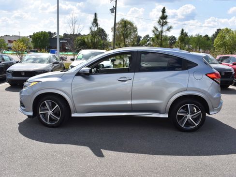 Used 2019 Honda HR-V Touring image 6