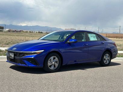 New 2025 Hyundai Elantra SE w/ Cargo Package