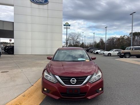 Used 2017 Nissan Altima 2.5 SV image 8