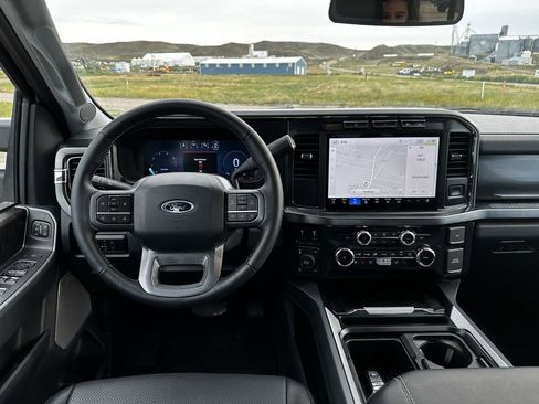 Used 2024 Ford F250 Lariat w/ Sport Appearance Package image 15