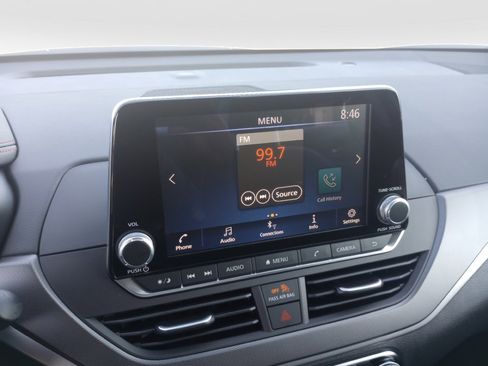 New 2025 Nissan Altima 2.5 SR image 16