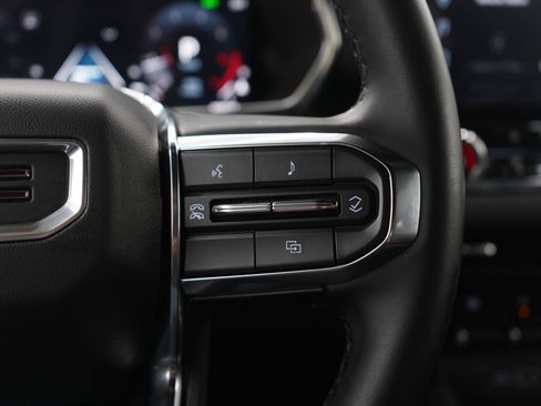 Used 2025 GMC Canyon Elevation w/ Convenience Package image 26