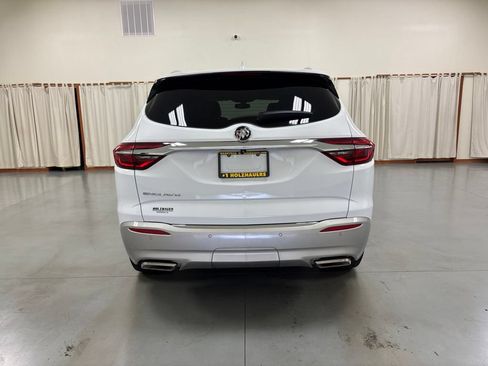 Used 2021 Buick Enclave Essence w/ Sound and Sites Package FWD image 7