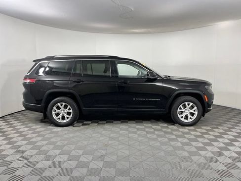 Used 2023 Jeep Grand Cherokee L Limited AWD/4WD image 8