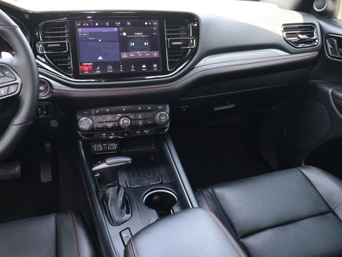 Used 2025 Dodge Durango R/T AWD/4WD image 11