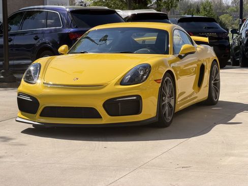 Used 2016 Porsche Cayman GT4 image 14