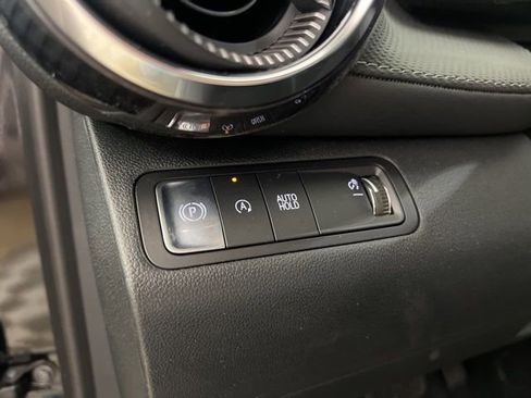 New 2026 Chevrolet Equinox LT w/ Convenience Package II image 18