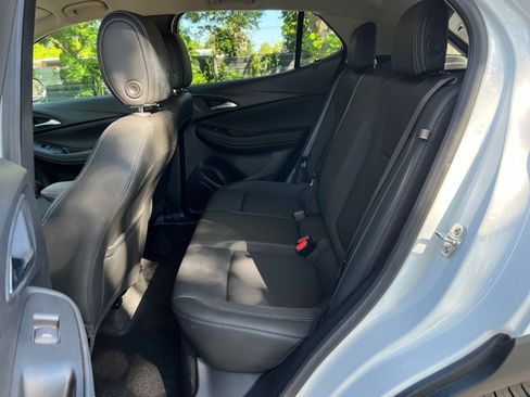 Used 2025 Buick Encore GX Preferred image 33