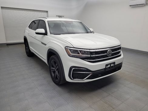 Used 2021 Volkswagen Atlas Cross Sport SE image 13