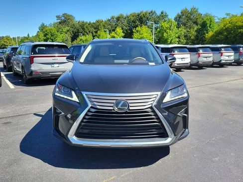 Used 2019 Lexus RX 350 FWD w/ Premium Package image 2