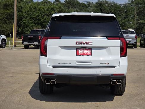 New 2026 GMC Yukon AT4 w/ AT4 Premium Package AWD/4WD image 6