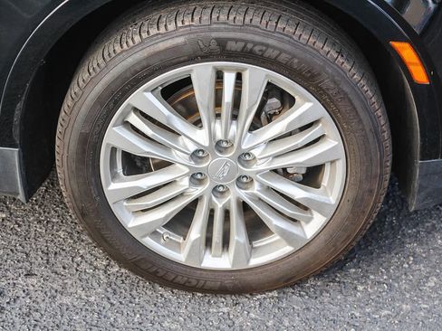 Used 2019 Cadillac XT5 Premium Luxury image 11