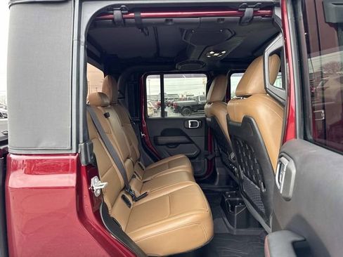Used 2022 Jeep Gladiator Rubicon w/ LED Lighting Group image 14