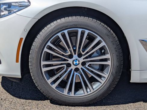 Used 2020 BMW 530i xDrive AWD/4WD image 42