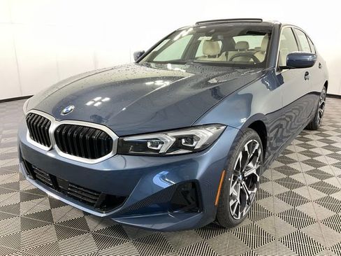 New 2025 BMW 330i xDrive Sedan w/ Convenience Package image 2