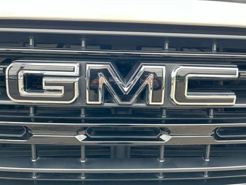 Used 2023 GMC Sierra 1500 Elevation w/ LPO, Elevation Black Package AWD/4WD image 30