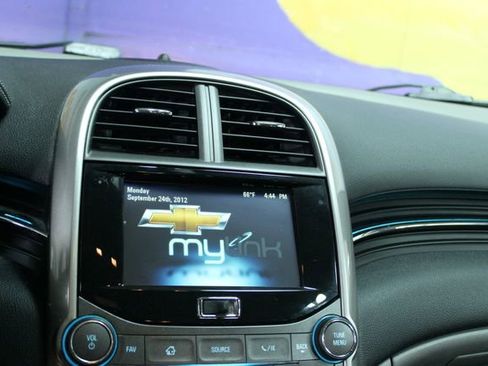 Used 2013 Chevrolet Malibu LT w/ Power Convenience Package image 17