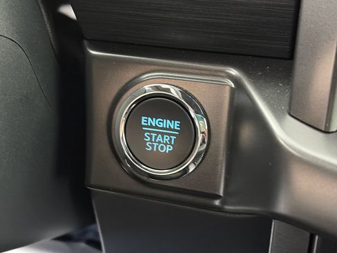 Certified 2025 Ford F150 Tremor AWD/4WD image 24