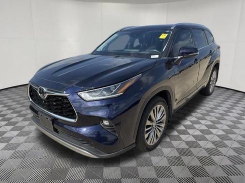 Used 2020 Toyota Highlander Platinum AWD/4WD image 13