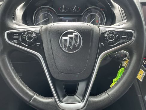 Used 2017 Buick Regal Sport Touring FWD image 10