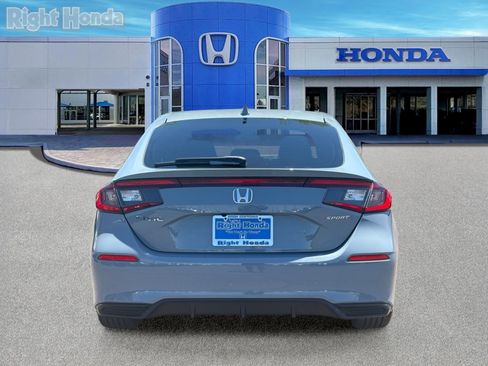 Used 2023 Honda Civic Sport image 10
