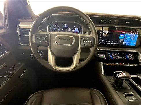 Used 2024 GMC Sierra 1500 Denali image 6