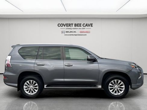 Used 2021 Lexus GX 460 image 11